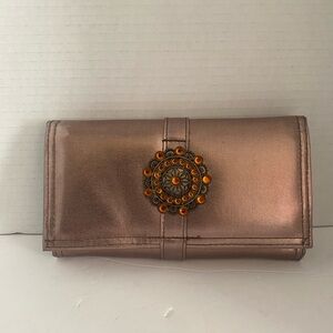 👛👛CLEARANCE👛👛 Metallic Tri-fold Travel Jewelry Walled with Embellished Detail